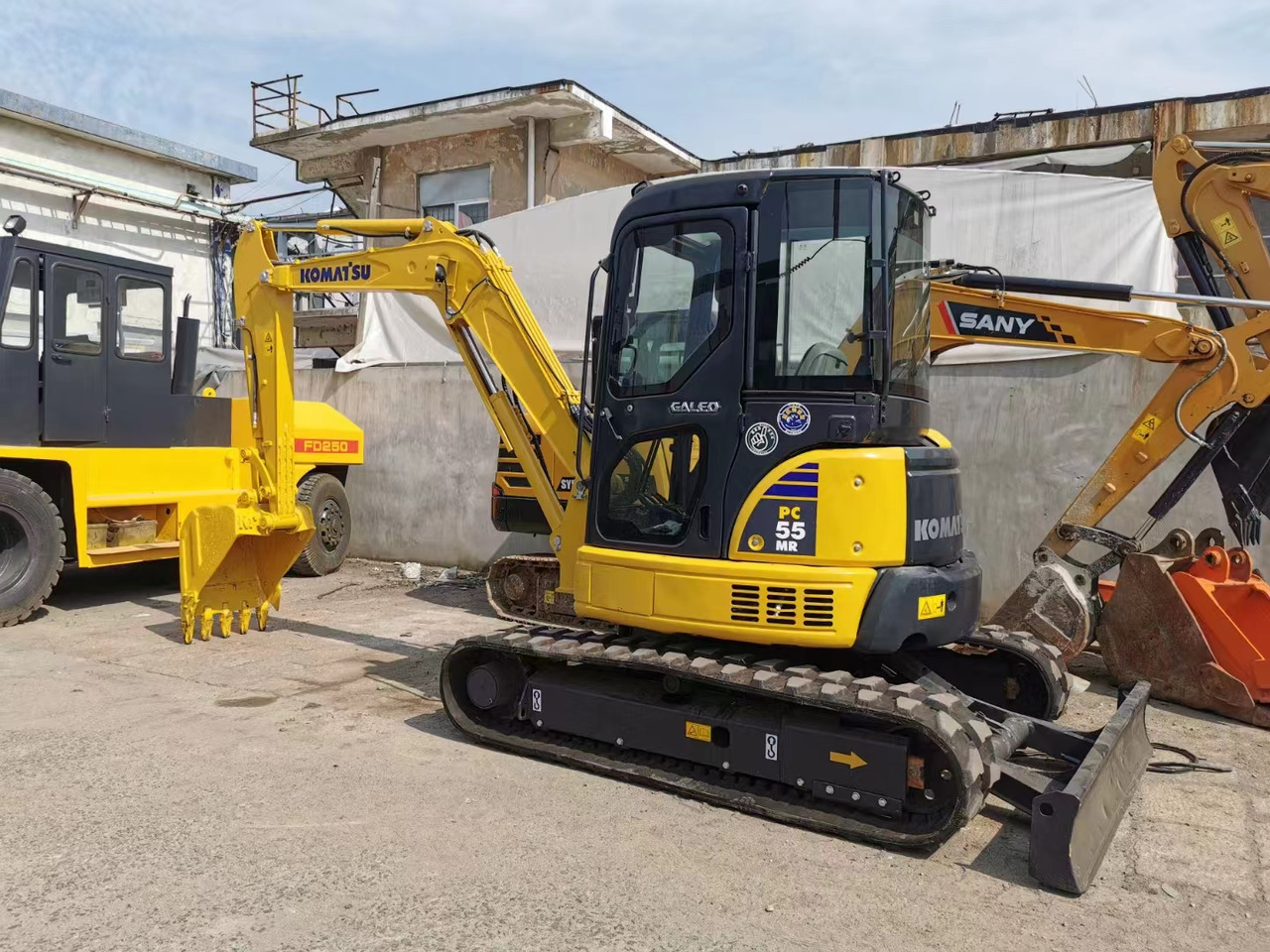 Komatsu PC55MR-3 Excavator - Mini ekskavatorius: foto 3 Komatsu PC55MR-3 Excavator - Mini ekskavatorius: foto 3