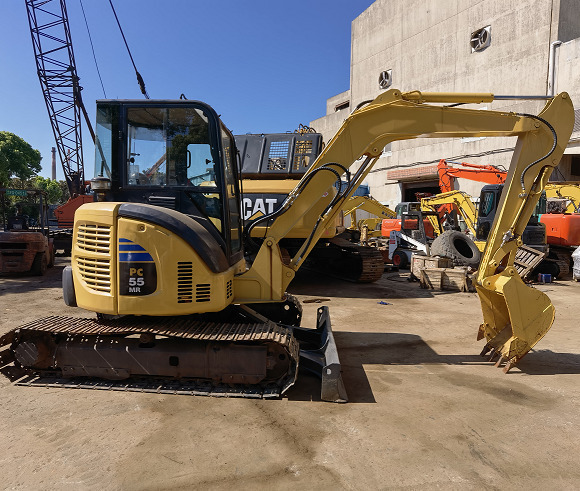Komatsu PC55MR - Mini ekskavatorius: foto 3 Komatsu PC55MR - Mini ekskavatorius: foto 3