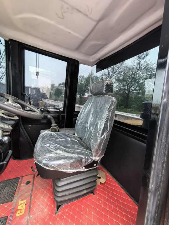 Mini Wheel Loader With Automatic Caterpillar 966H Engine High Operating Efficiency cat966H for sale - Ratinis krautuvas: foto 5 Mini Wheel Loader With Automatic Caterpillar 966H Engine High Operating Efficiency cat966H for sale - Ratinis krautuvas: foto 5