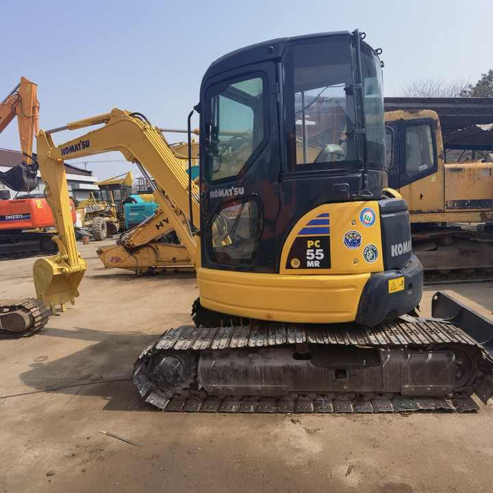 Second hand excavators Komatsu mini excavator PC55MR digger PC35 PC55 PC65 used excavator for sale - Mini ekskavatorius: foto 5 Second hand excavators Komatsu mini excavator PC55MR digger PC35 PC55 PC65 used excavator for sale - Mini ekskavatorius: foto 5