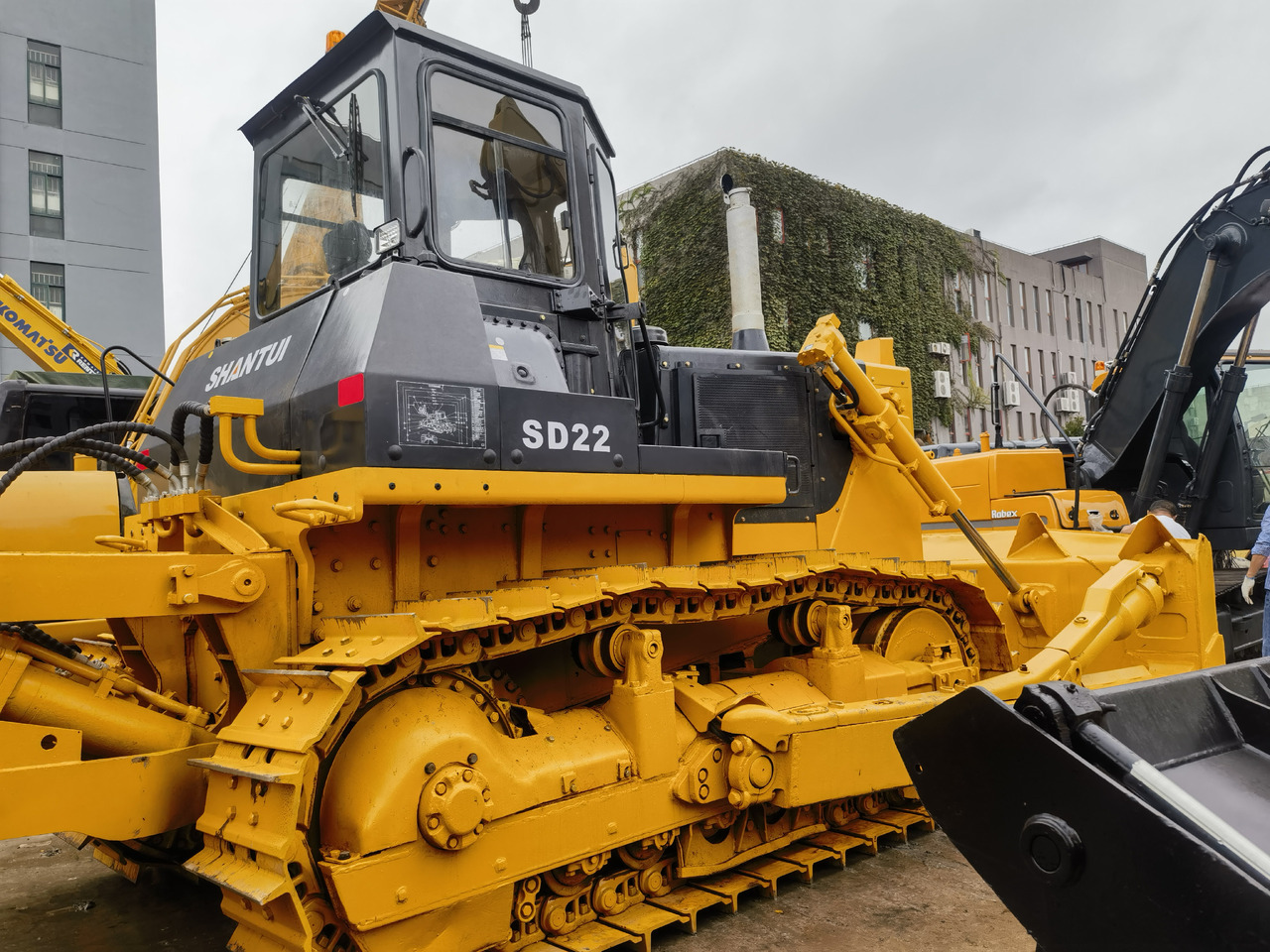 Shantui SD22 bulldozer - Buldozeris: foto 1 Shantui SD22 bulldozer - Buldozeris: foto 1