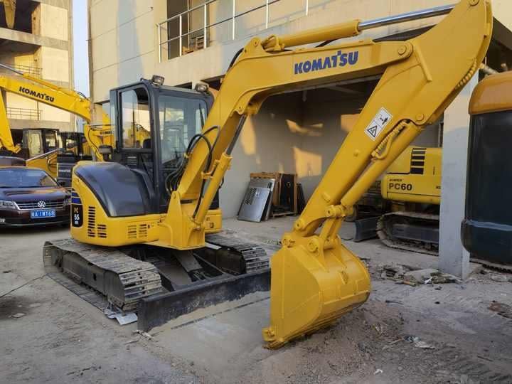 Small mini excavator komatsu PC55MR Komatsu PC55 crawler excavator for sale - Mini ekskavatorius: foto 5 Small mini excavator komatsu PC55MR Komatsu PC55 crawler excavator for sale - Mini ekskavatorius: foto 5