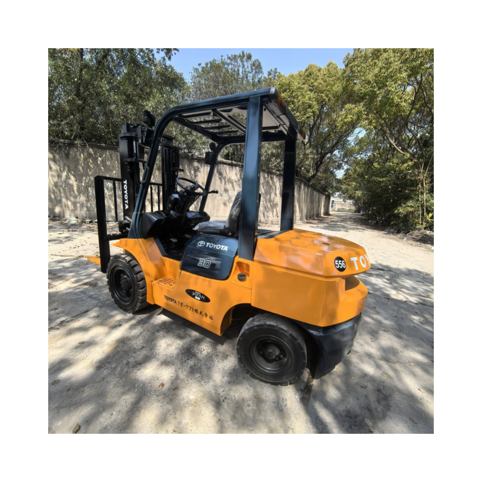 Toyota FD30 Forklift - Dyzelinis krautuvas: foto 2 Toyota FD30 Forklift - Dyzelinis krautuvas: foto 2