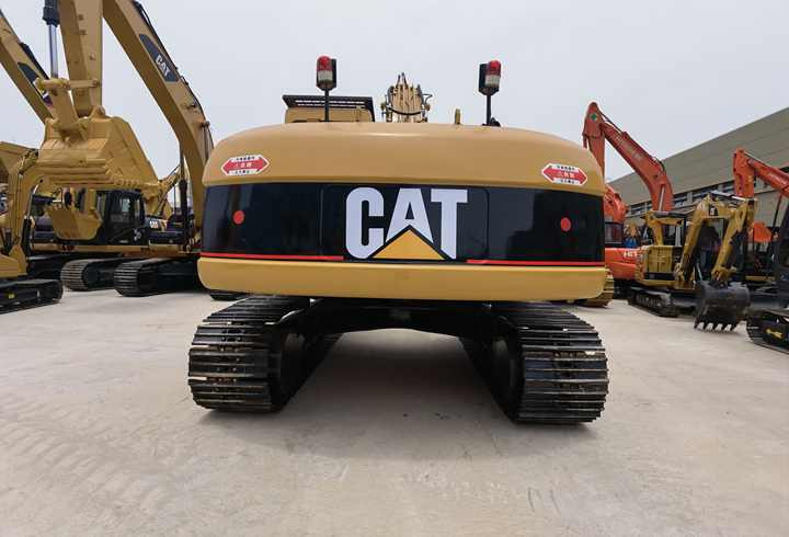 Used CAT 320 Excavator Excavadora second hand Japan Cat 320d2 320c 320cl 320d Excavator for sale - Vikšrinis ekskavatorius: foto 3 Used CAT 320 Excavator Excavadora second hand Japan Cat 320d2 320c 320cl 320d Excavator for sale - Vikšrinis ekskavatorius: foto 3