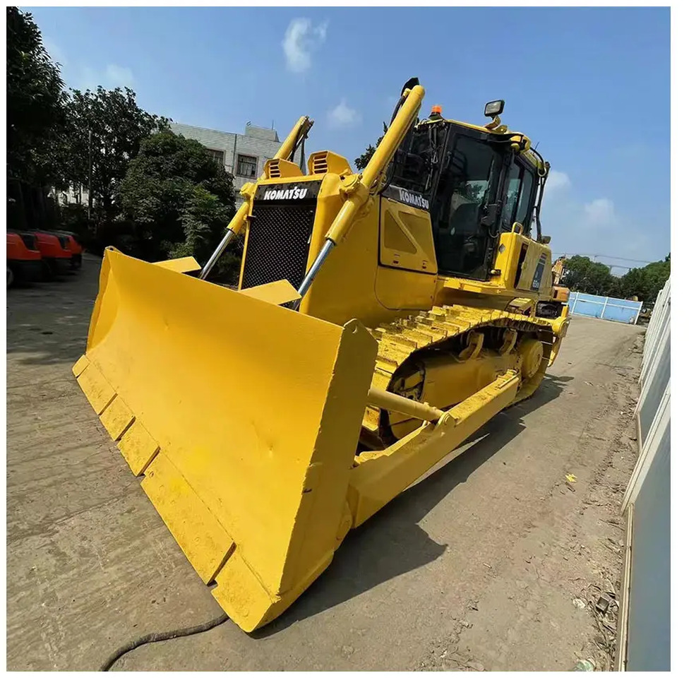 Used original japan Komatsu bulldozer second hand d65 crawler bulldozer - Buldozeris: foto 1 Used original japan Komatsu bulldozer second hand d65 crawler bulldozer - Buldozeris: foto 1