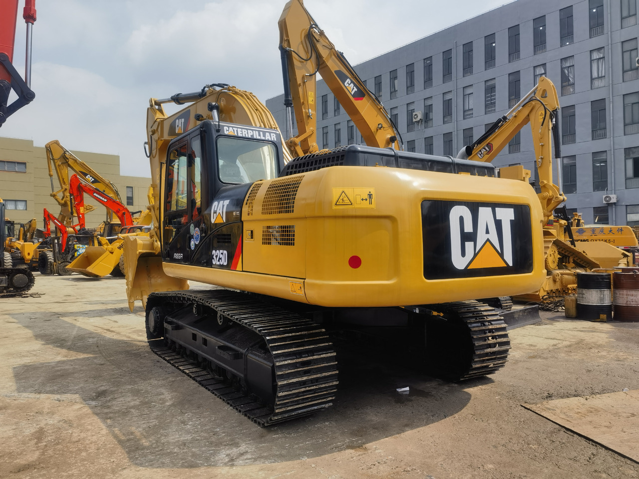 Cat325d excavators - Vikšrinis ekskavatorius: foto 4 Cat325d excavators - Vikšrinis ekskavatorius: foto 4