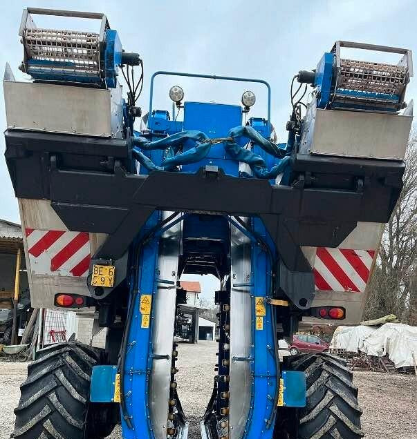 Vendemmiatrice Braud VL 6060 - Vynuogių derliaus nuėmimo mašinos: foto 3 Vendemmiatrice Braud VL 6060 - Vynuogių derliaus nuėmimo mašinos: foto 3