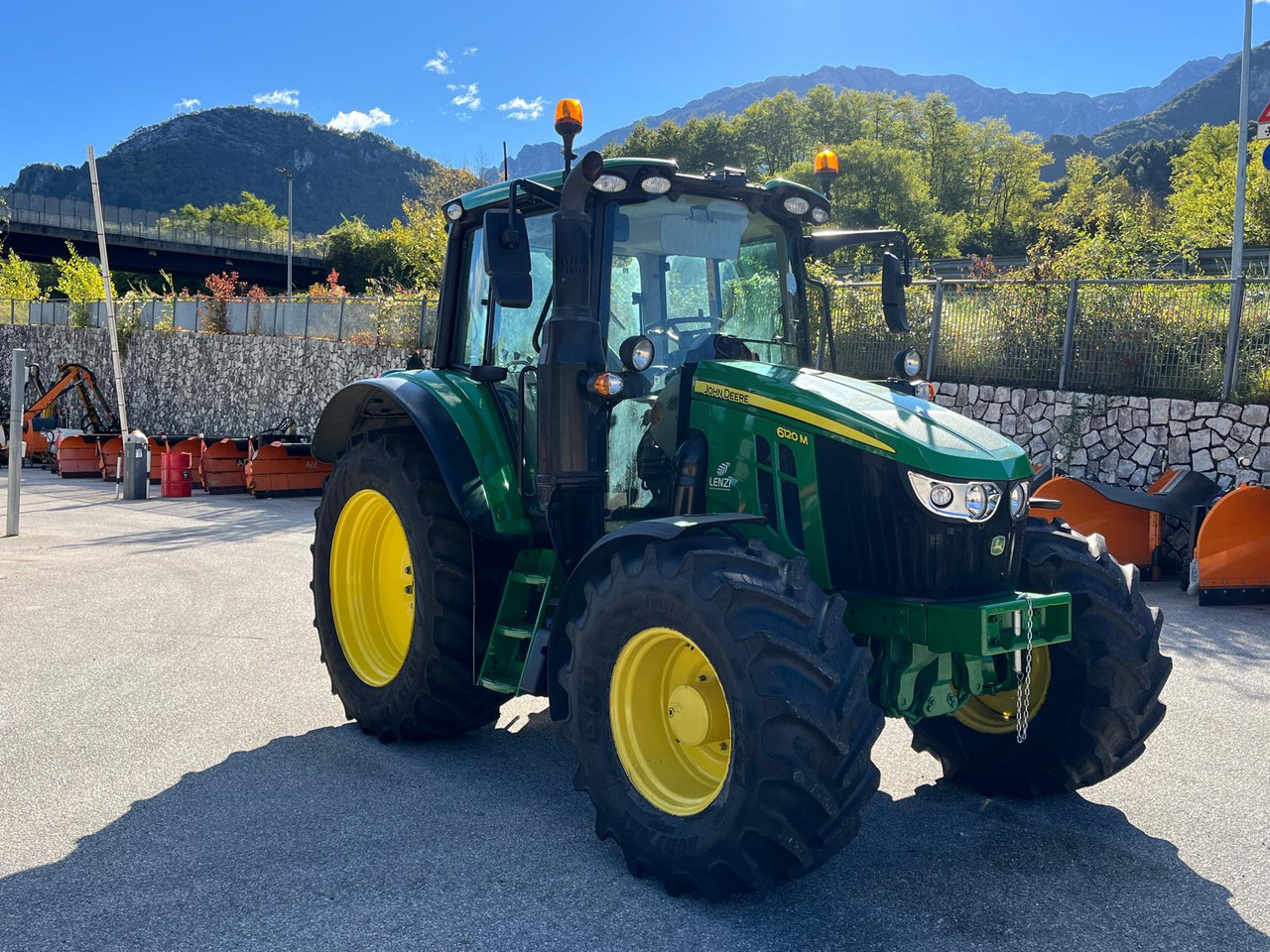 JOHN DEERE 6120 M - Traktorius: foto 4 JOHN DEERE 6120 M - Traktorius: foto 4