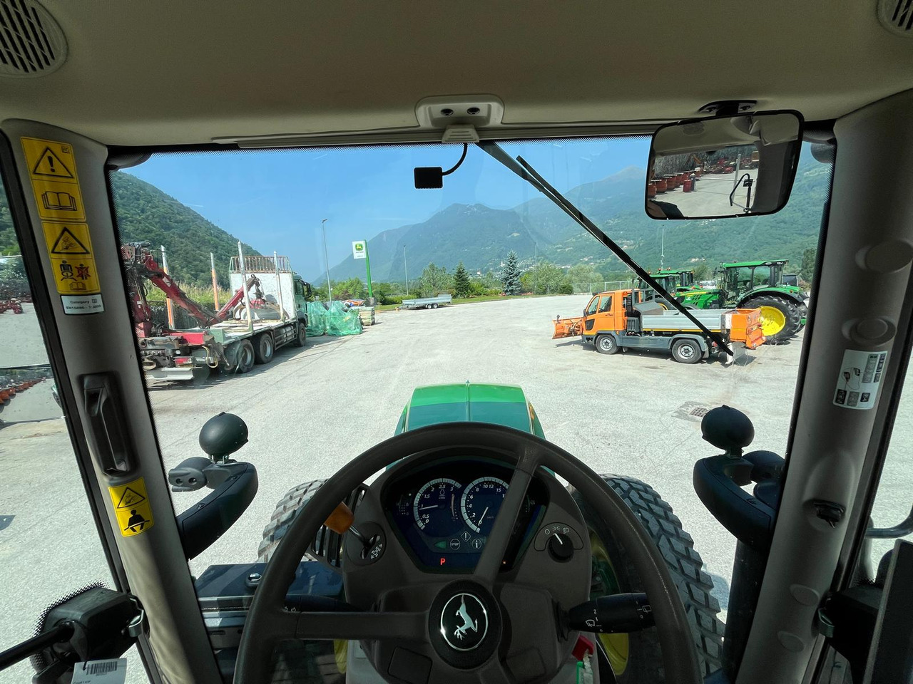 Traktorius JOHN DEERE 6130R: foto 18