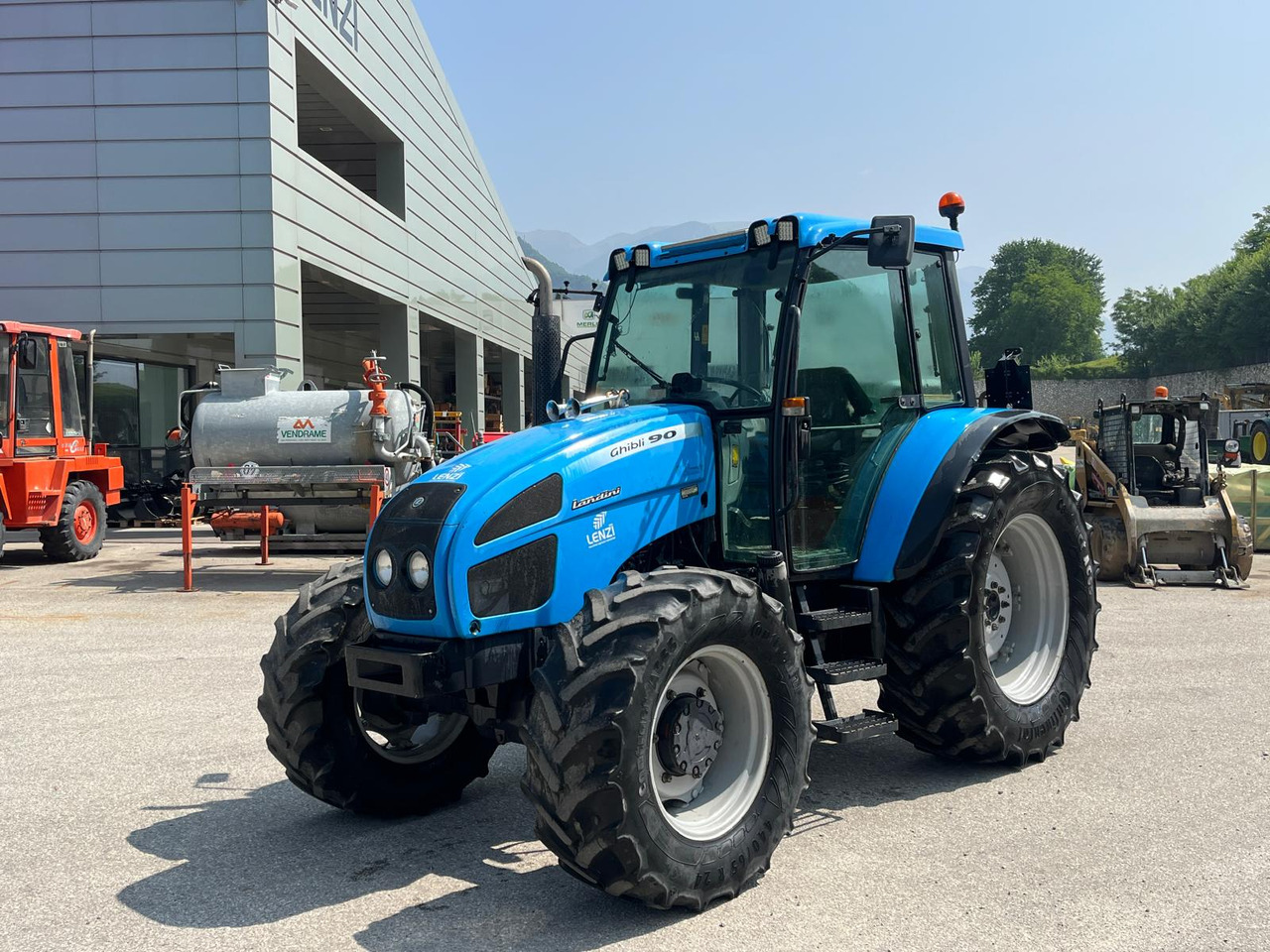 LANDINI GHIBLI 90 - Traktorius: foto 2 LANDINI GHIBLI 90 - Traktorius: foto 2