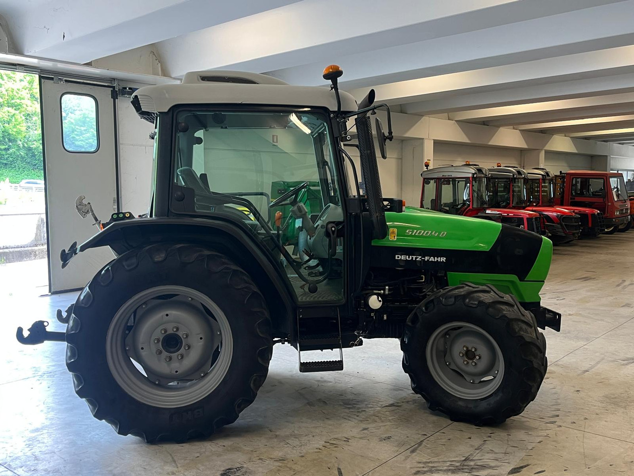 TRATTORE DEUTZ-FAHR 5100.4 D - Traktorius: foto 4 TRATTORE DEUTZ-FAHR 5100.4 D - Traktorius: foto 4