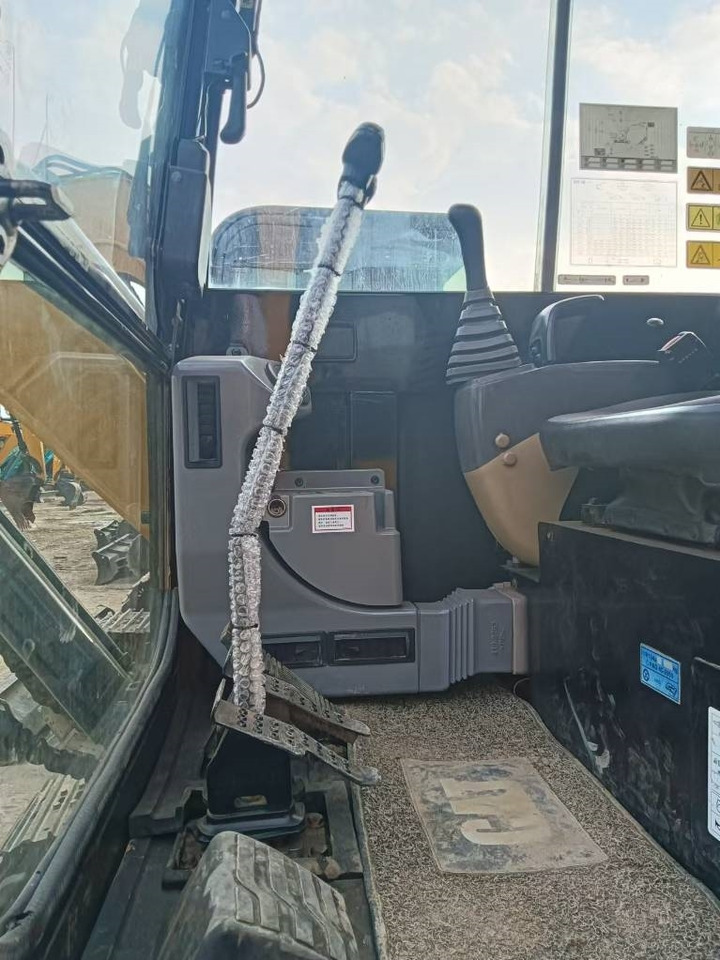 CAT 305.5 - Mini ekskavatorius: foto 2 CAT 305.5 - Mini ekskavatorius: foto 2