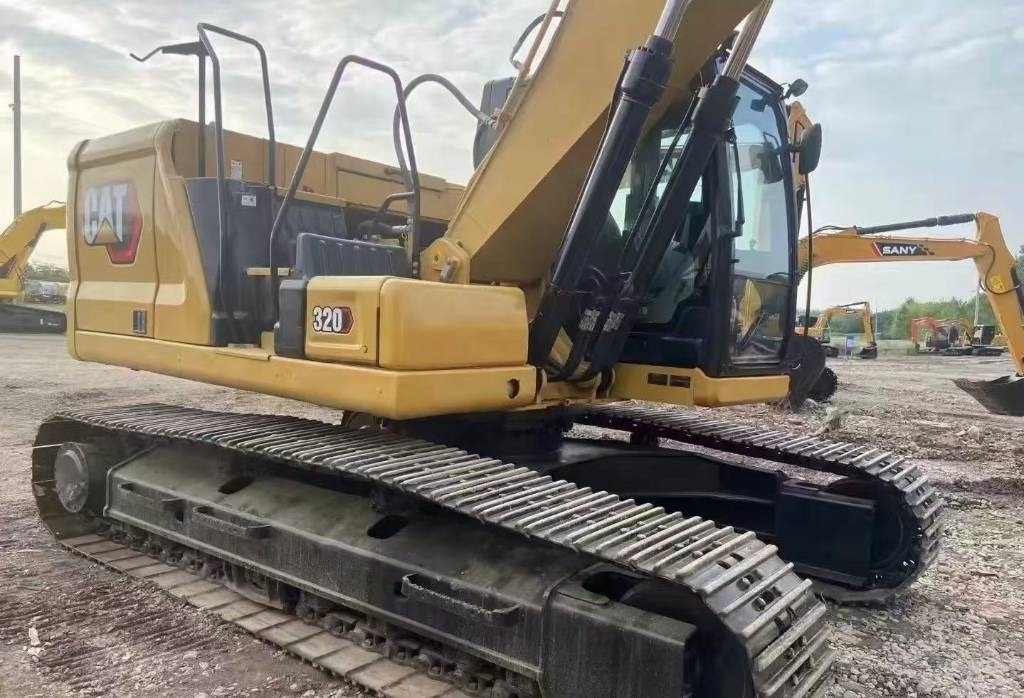 Vikšrinis ekskavatorius CAT 320 D: foto 6
