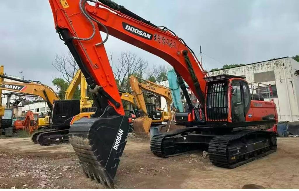 Doosan DX 340 - Vikšrinis ekskavatorius: foto 1 Doosan DX 340 - Vikšrinis ekskavatorius: foto 1