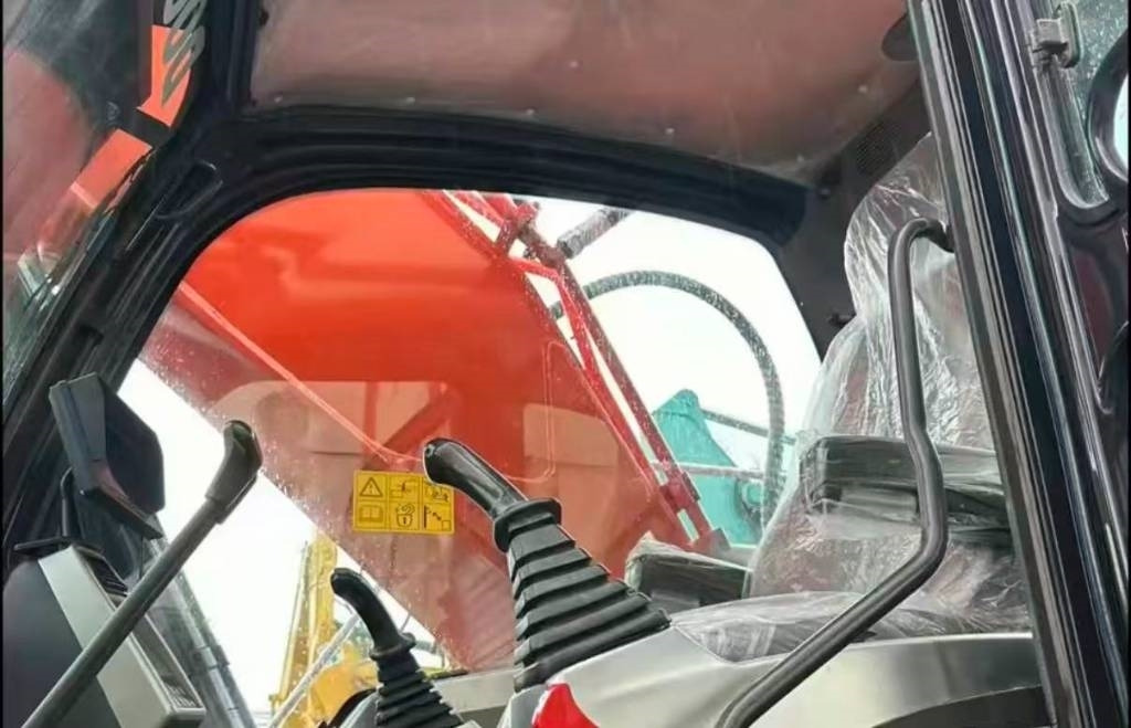 Doosan DX 340 - Vikšrinis ekskavatorius: foto 2 Doosan DX 340 - Vikšrinis ekskavatorius: foto 2