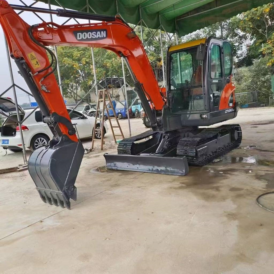 Doosan DX 60-9 C - Vikšrinis ekskavatorius: foto 1 Doosan DX 60-9 C - Vikšrinis ekskavatorius: foto 1