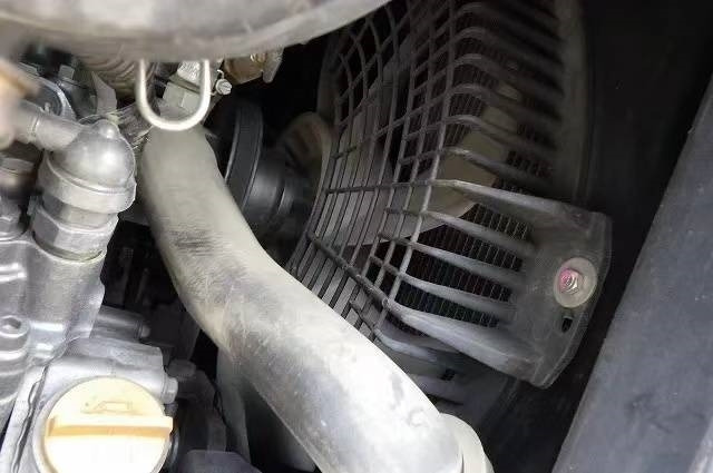 Vikšrinis ekskavatorius Hitachi 30: foto 6