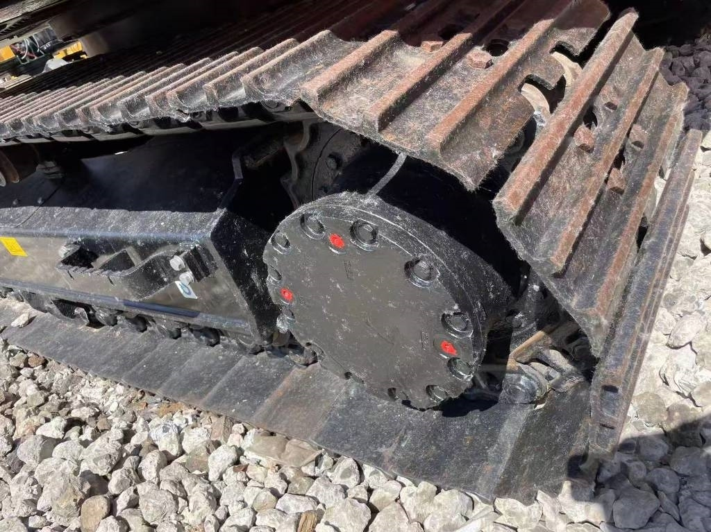 Hitachi ZX 120 - Vikšrinis ekskavatorius: foto 3 Hitachi ZX 120 - Vikšrinis ekskavatorius: foto 3