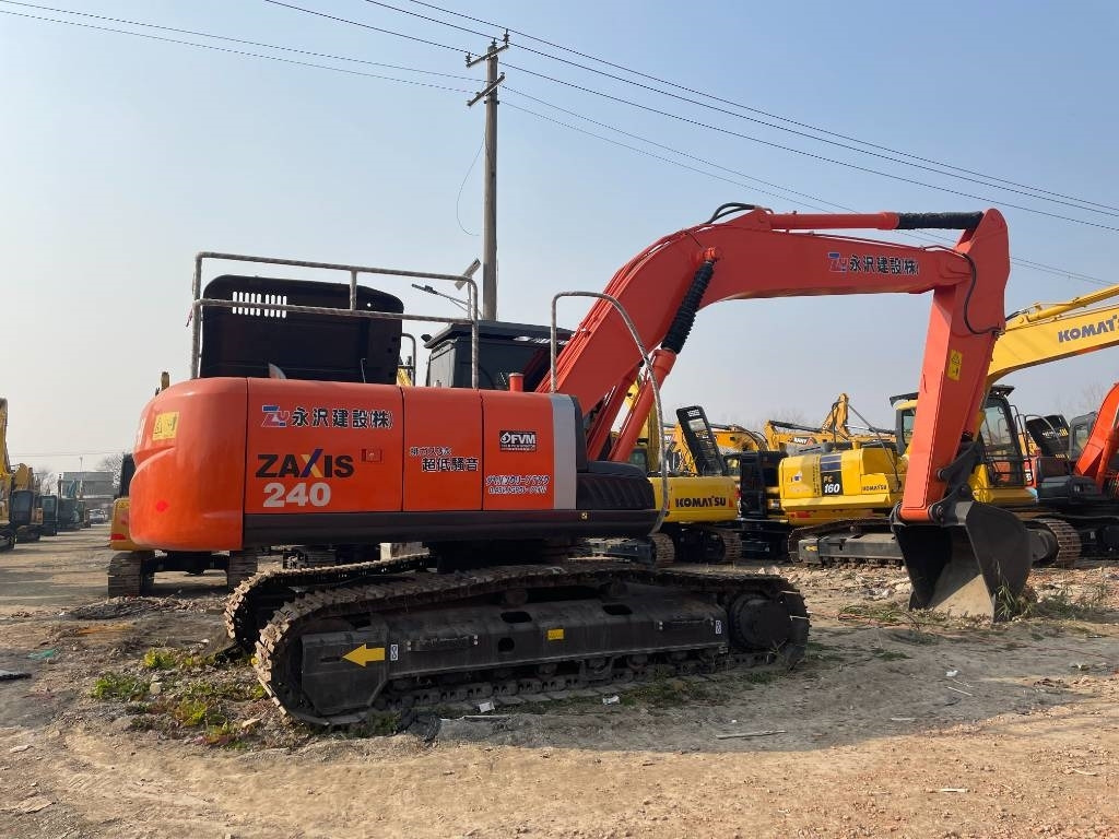 Hitachi ZX 240 - Vikšrinis ekskavatorius: foto 5 Hitachi ZX 240 - Vikšrinis ekskavatorius: foto 5