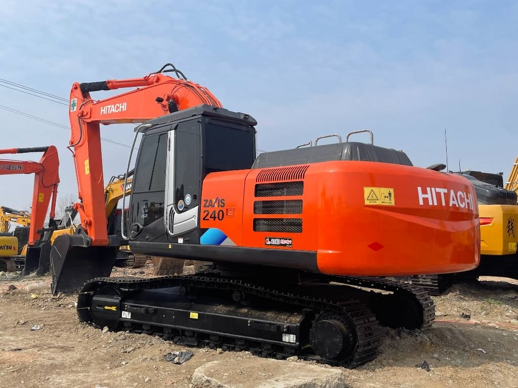 Hitachi ZX 240 - Vikšrinis ekskavatorius: foto 5 Hitachi ZX 240 - Vikšrinis ekskavatorius: foto 5