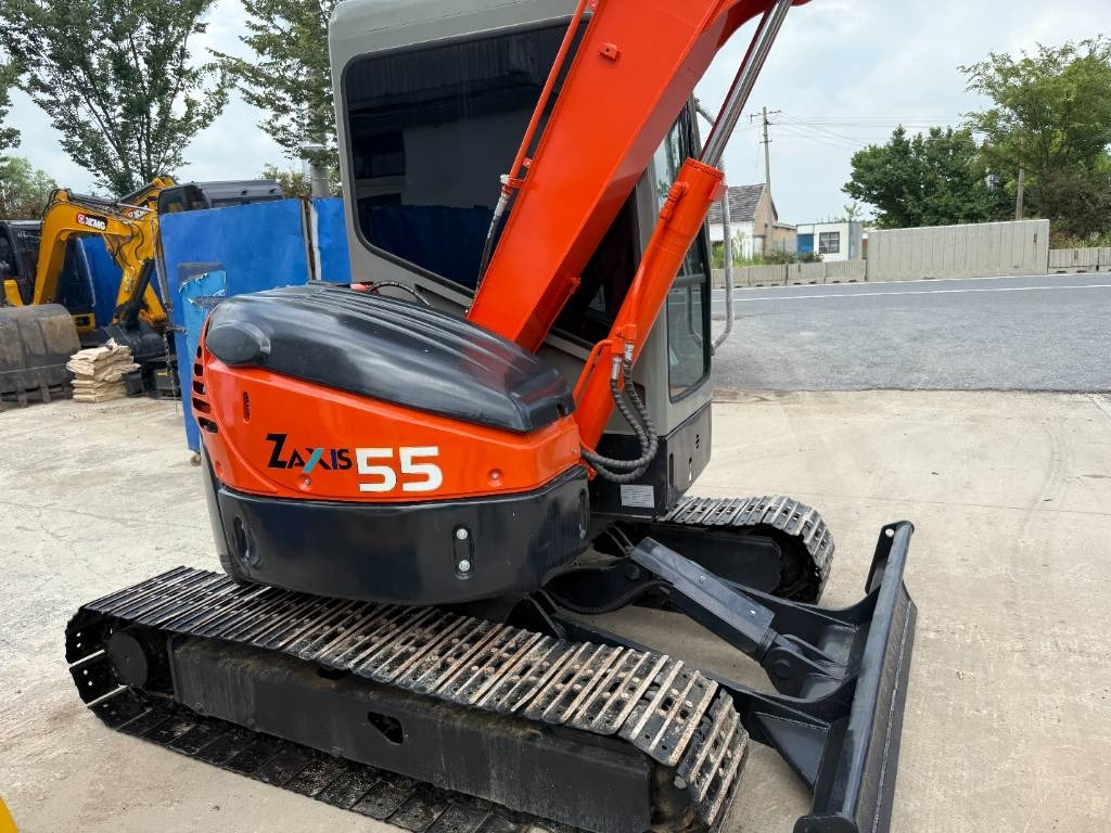 Hitachi ZX 55 - Mini ekskavatorius: foto 4 Hitachi ZX 55 - Mini ekskavatorius: foto 4