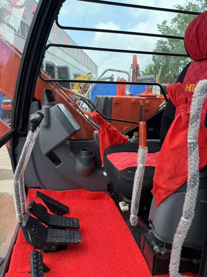 Hitachi ZX 60 - Mini ekskavatorius: foto 5 Hitachi ZX 60 - Mini ekskavatorius: foto 5