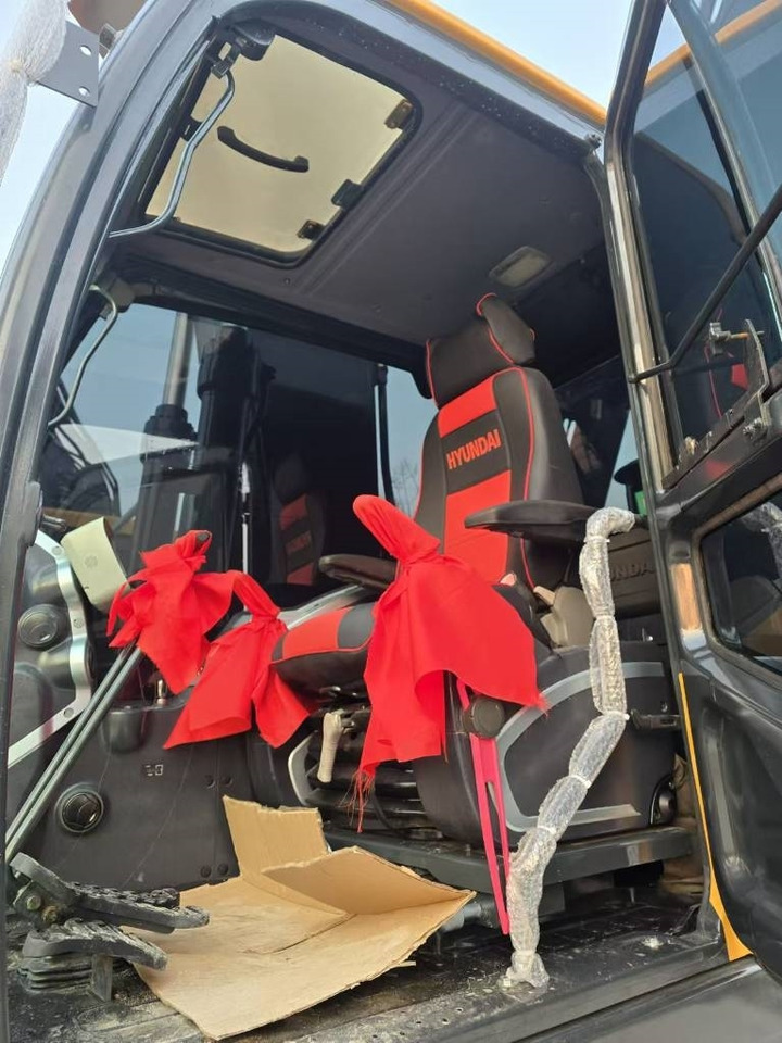 Hyundai 220 - Vikšrinis ekskavatorius: foto 5 Hyundai 220 - Vikšrinis ekskavatorius: foto 5