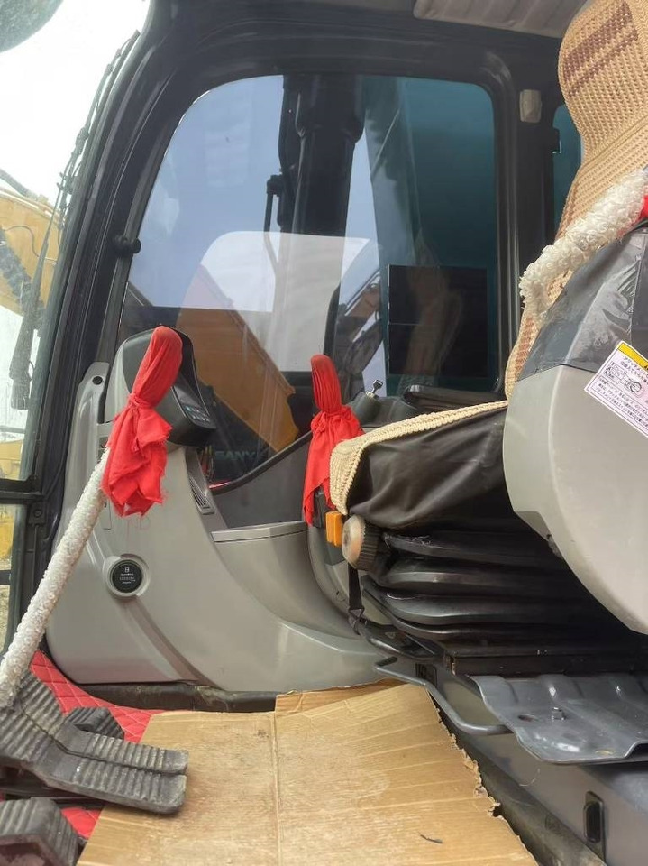 Kobelco SK 200 - Vikšrinis ekskavatorius: foto 5 Kobelco SK 200 - Vikšrinis ekskavatorius: foto 5