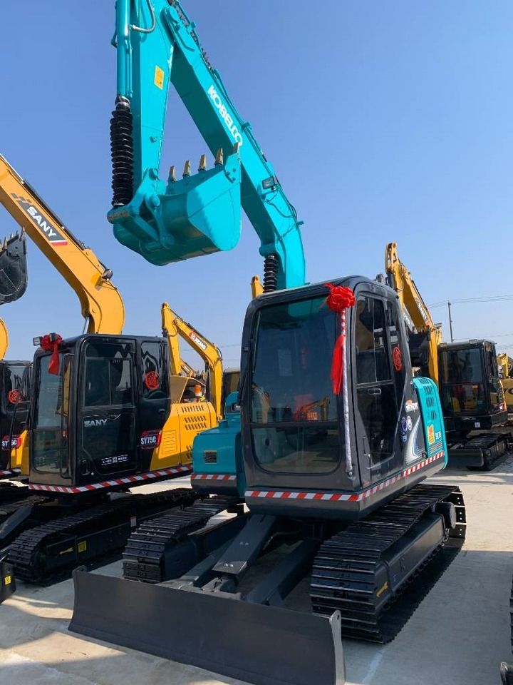 Kobelco SK 75 - Vikšrinis ekskavatorius: foto 1 Kobelco SK 75 - Vikšrinis ekskavatorius: foto 1