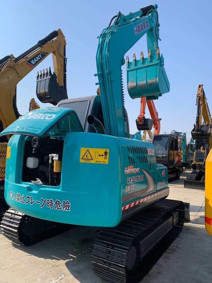 Kobelco SK 75 - Vikšrinis ekskavatorius: foto 3 Kobelco SK 75 - Vikšrinis ekskavatorius: foto 3