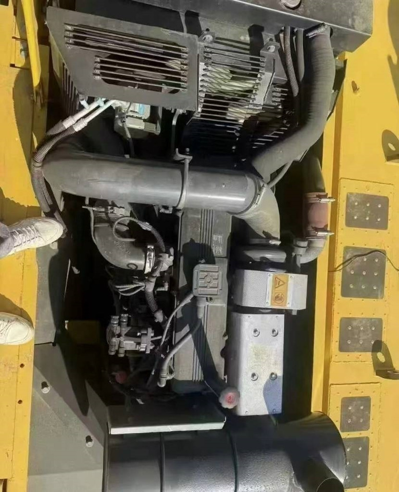 Komatsu PC 350-8 - Vikšrinis ekskavatorius: foto 2 Komatsu PC 350-8 - Vikšrinis ekskavatorius: foto 2