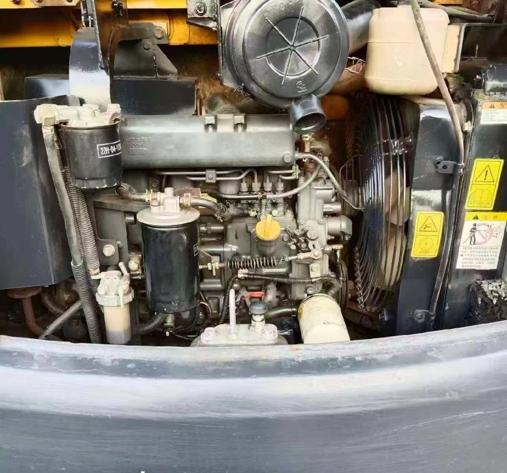 Komatsu PC 56-7 - Mini ekskavatorius: foto 4 Komatsu PC 56-7 - Mini ekskavatorius: foto 4