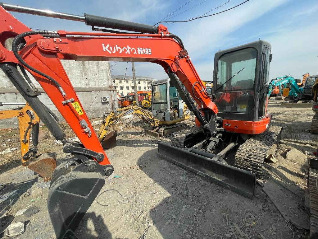 Kubota U 35 - Mini ekskavatorius: foto 1 Kubota U 35 - Mini ekskavatorius: foto 1