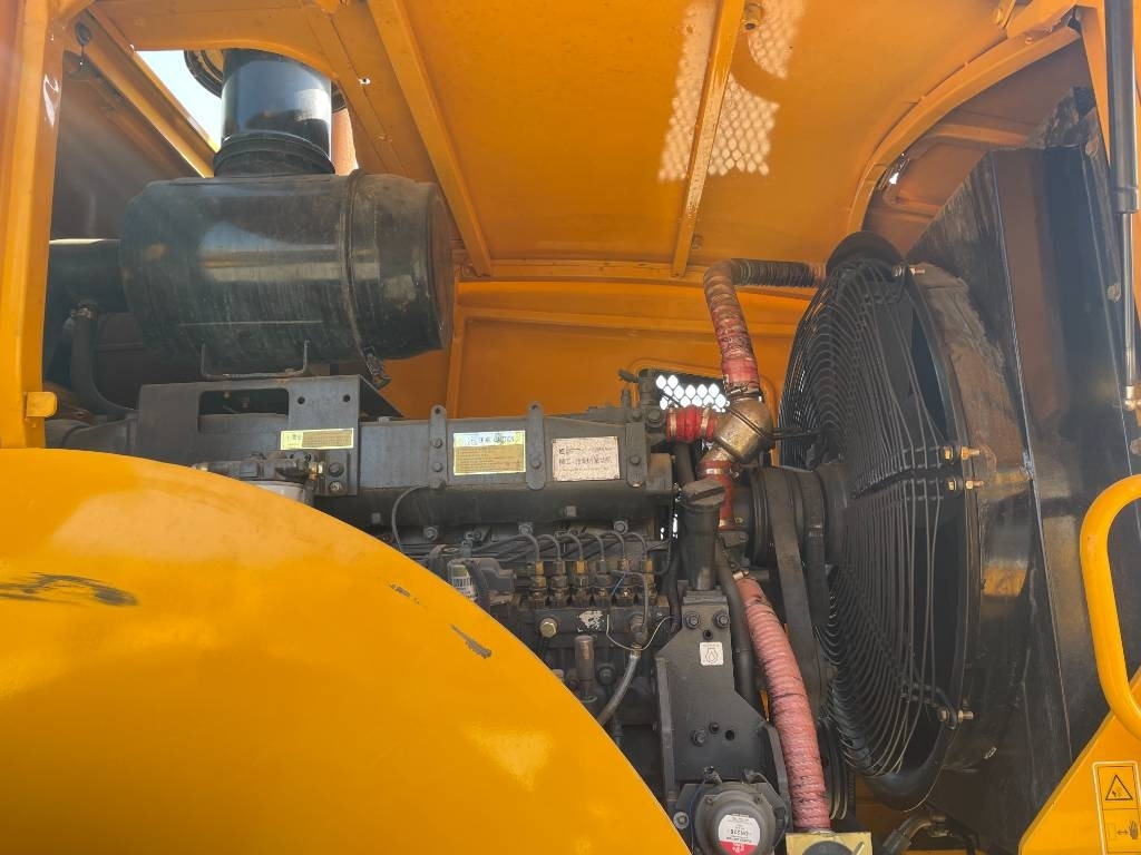 Liugong 856 H - Vikšrinis ekskavatorius: foto 4 Liugong 856 H - Vikšrinis ekskavatorius: foto 4