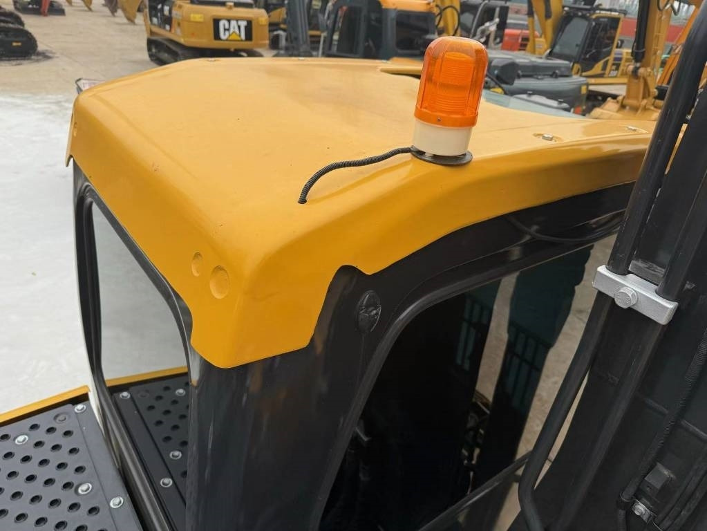 Volvo 140 - Vikšrinis ekskavatorius: foto 5 Volvo 140 - Vikšrinis ekskavatorius: foto 5