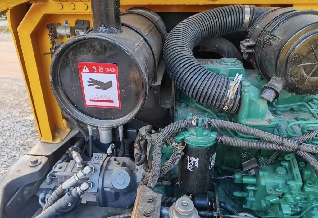 Volvo EC 60 - Vikšrinis ekskavatorius: foto 4 Volvo EC 60 - Vikšrinis ekskavatorius: foto 4