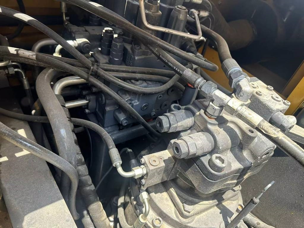 XCMG XE 215 DA - Vikšrinis ekskavatorius: foto 4 XCMG XE 215 DA - Vikšrinis ekskavatorius: foto 4