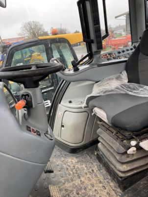 Traktorius Valtra T213 VERSU: foto 6