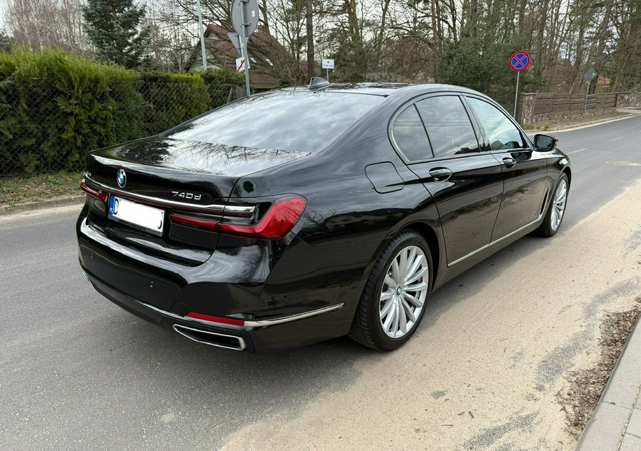 BMW SERIA 7 II (G11/G12) BMW SERIA 7 740d Xdrive 340KM Luxury+Exclusive Masaże Adaptiv Oś Lasery 2022 FV2 - Sedanas: foto 3 BMW SERIA 7 II (G11/G12) BMW SERIA 7 740d Xdrive 340KM Luxury+Exclusive Masaże Adaptiv Oś Lasery 2022 FV2 - Sedanas: foto 3