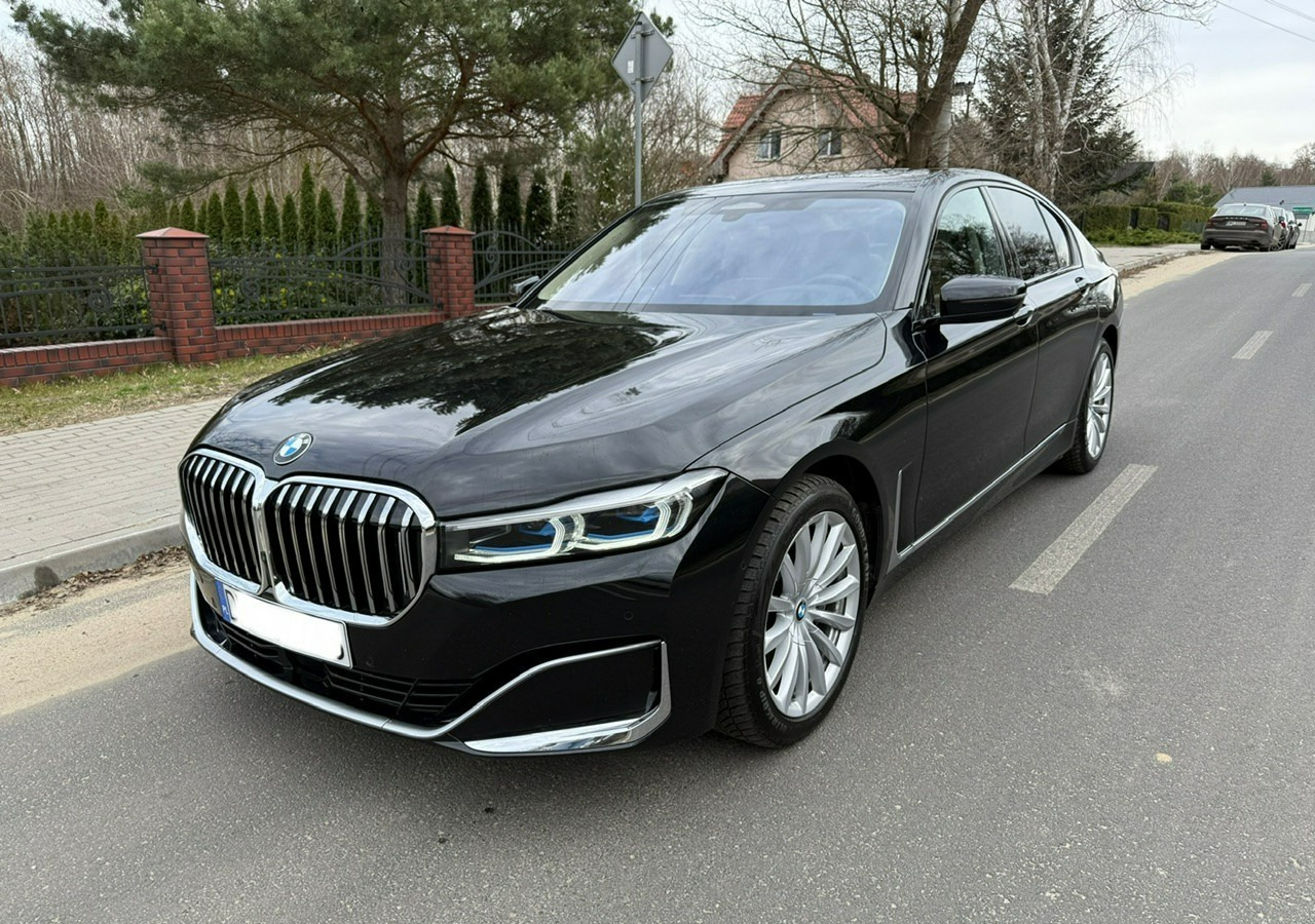 BMW SERIA 7 II (G11/G12) BMW SERIA 7 740d Xdrive 340KM Luxury+Exclusive Masaże Adaptiv Oś Lasery 2022 FV2 - Sedanas: foto 4 BMW SERIA 7 II (G11/G12) BMW SERIA 7 740d Xdrive 340KM Luxury+Exclusive Masaże Adaptiv Oś Lasery 2022 FV2 - Sedanas: foto 4