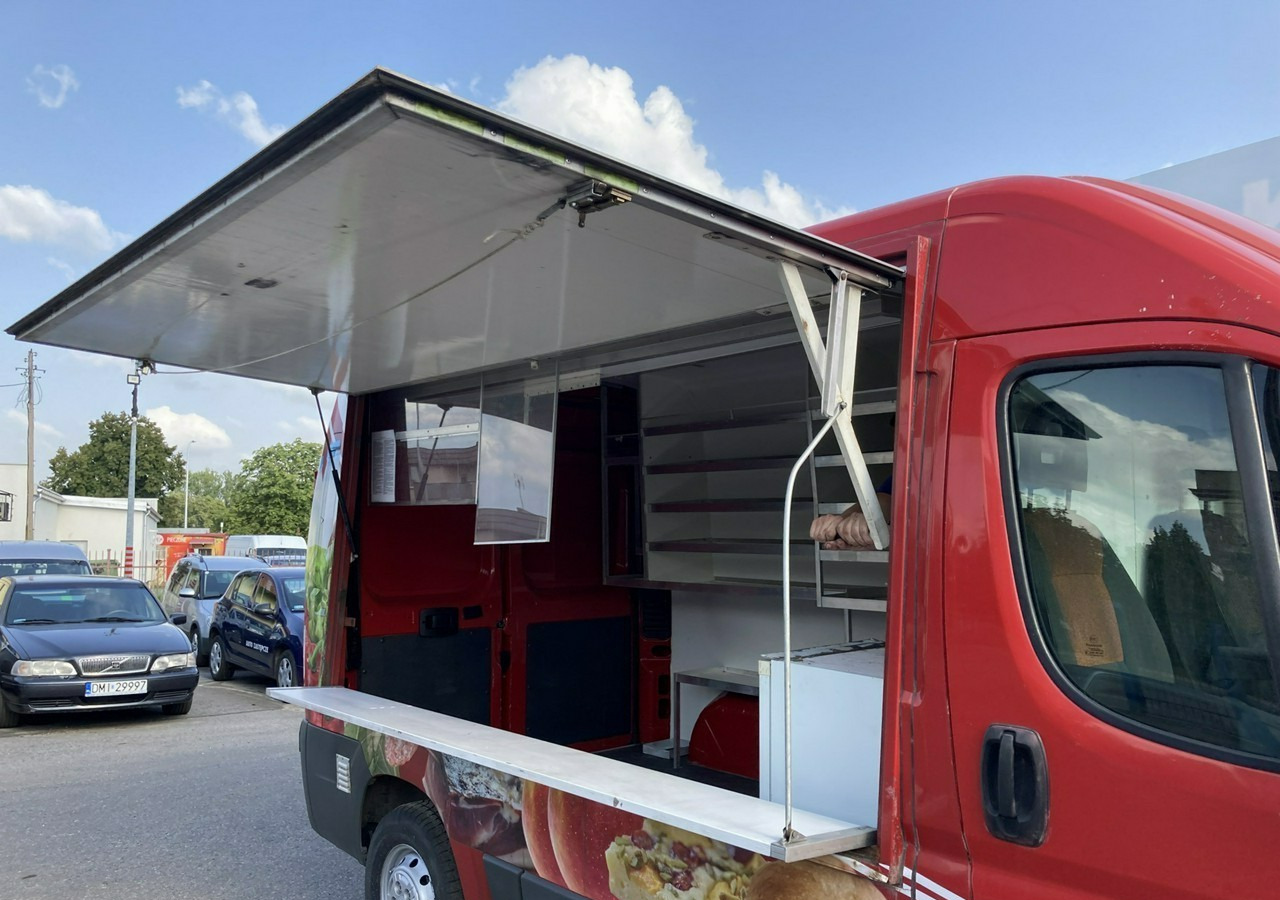 Citroen Jumper Jumper Autosklep Gastronomiczny Food Truck Foodtruck sklep bar 2015 - Autoparduotuvė: foto 4 Citroen Jumper Jumper Autosklep Gastronomiczny Food Truck Foodtruck sklep bar 2015 - Autoparduotuvė: foto 4