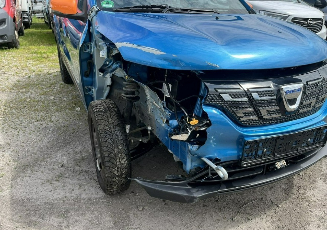 Dacia Spring Spring 45KM 100% Electric 230-315KM Zasięgu 2022 Bogate wyposażenie - Lengvasis automobilis: foto 3 Dacia Spring Spring 45KM 100% Electric 230-315KM Zasięgu 2022 Bogate wyposażenie - Lengvasis automobilis: foto 3