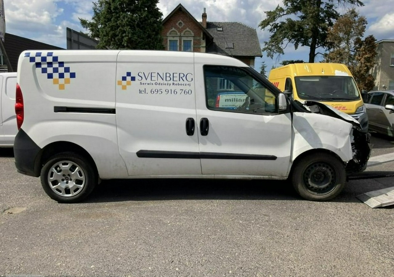 Fiat Doblo Fiat Doblo MAXI 1,6 jtd ECO Flex 105KM Klima 2021 Salon PL - Krovininis mikroautobusas: foto 3 Fiat Doblo Fiat Doblo MAXI 1,6 jtd ECO Flex 105KM Klima 2021 Salon PL - Krovininis mikroautobusas: foto 3