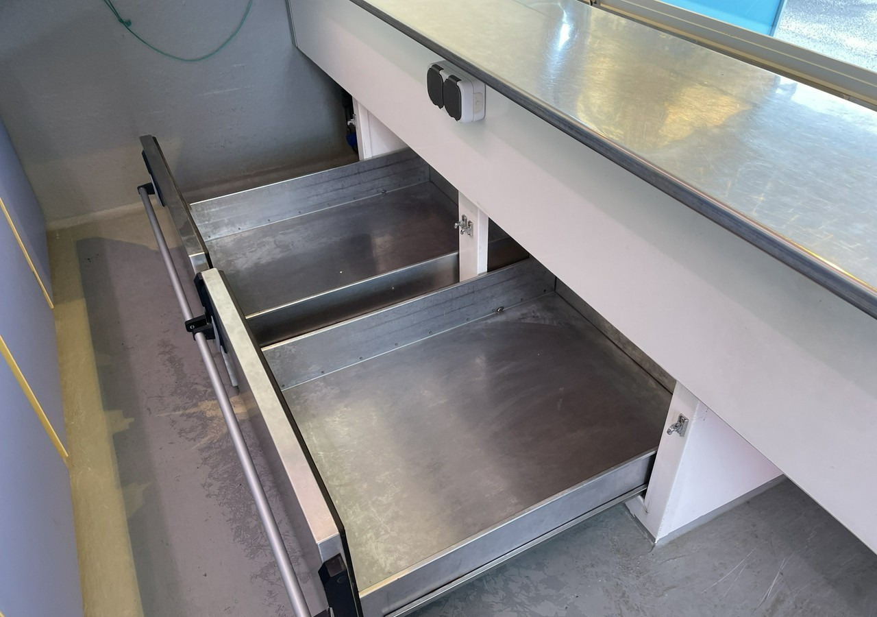 Fiat Ducato Autosklep Ryb Gastronomiczny food truck foodtruck sklep 112tkm BORCO - Autoparduotuvė: foto 4 Fiat Ducato Autosklep Ryb Gastronomiczny food truck foodtruck sklep 112tkm BORCO - Autoparduotuvė: foto 4