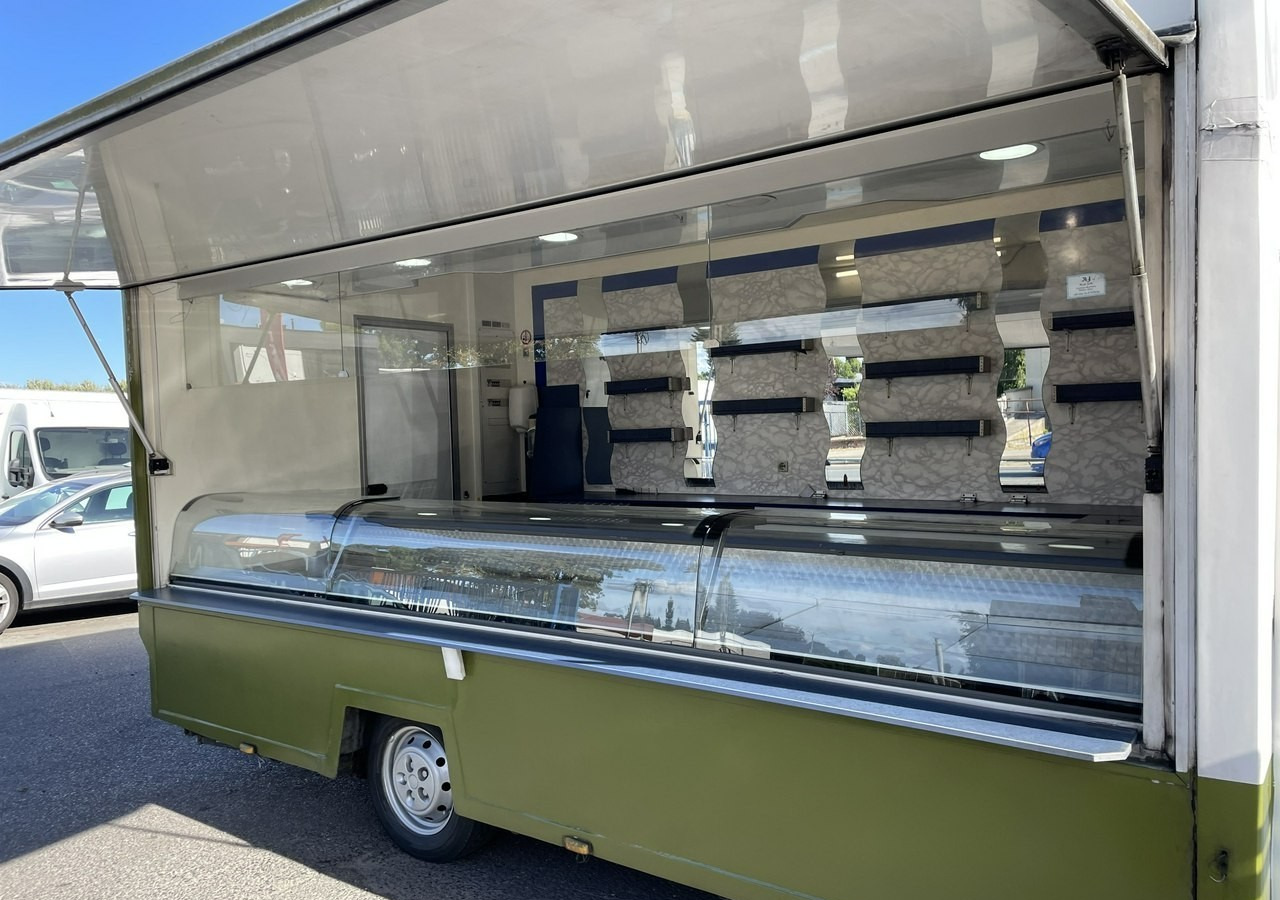 Fiat Ducato Autosklep wędlin Ryb Gastronomiczny Food Truck Foodtruck Sklep 2006 - Autoparduotuvė: foto 2 Fiat Ducato Autosklep wędlin Ryb Gastronomiczny Food Truck Foodtruck Sklep 2006 - Autoparduotuvė: foto 2