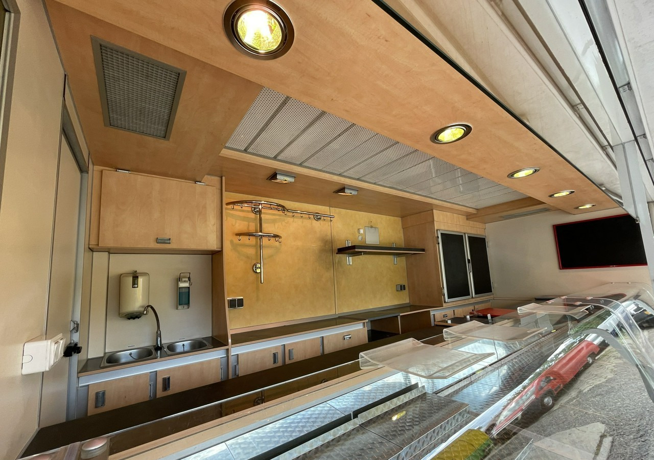 Fiat Ducato Ducat Autosklep wędlin Gastronomiczny Food Truck Foodtruck SklepBORC - Autoparduotuvė: foto 5 Fiat Ducato Ducat Autosklep wędlin Gastronomiczny Food Truck Foodtruck SklepBORC - Autoparduotuvė: foto 5