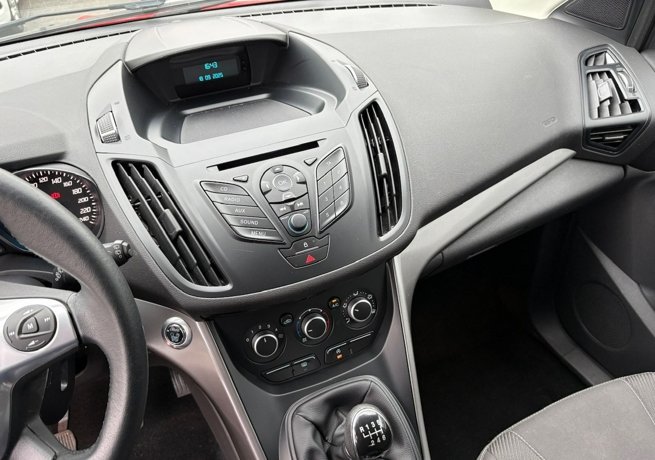 Visureigis Ford Kuga II Ford Kuga 1.5 Ecoboost 150KM Trend 131180km Model 2016: foto 18