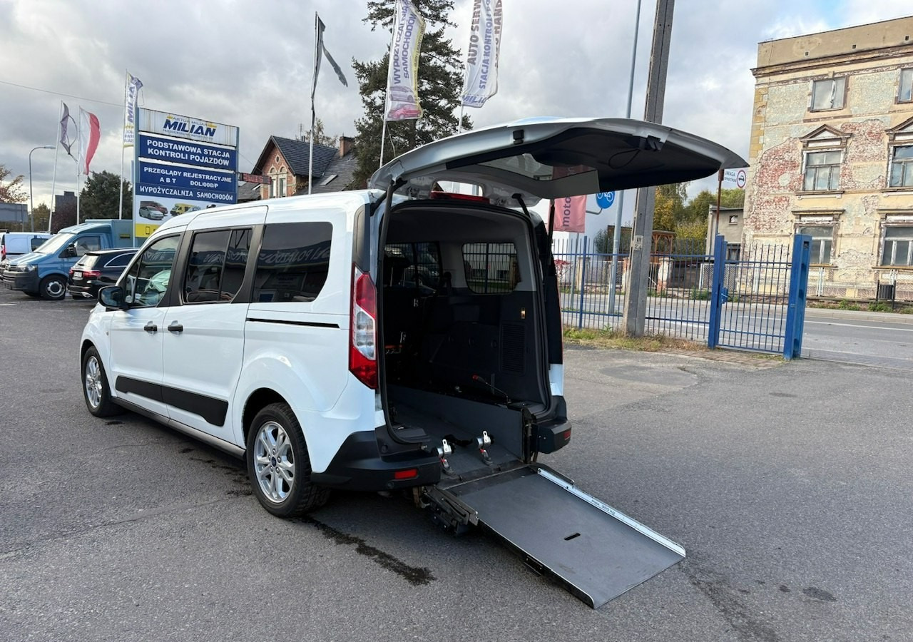 Ford Tourneo Connect II Connect dla niepełnosprawnych Rampa Inwalida PFRON 2021 1.5TDci Auto - Universalas: foto 4 Ford Tourneo Connect II Connect dla niepełnosprawnych Rampa Inwalida PFRON 2021 1.5TDci Auto - Universalas: foto 4