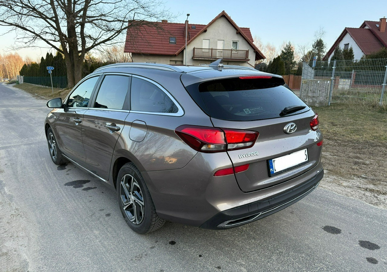 Hyundai i30 II Hyundai i30 1.5T-GDI160KM SMART PLUS +LED Salon PL-Gwarancja 2028 - Lengvasis automobilis: foto 5 Hyundai i30 II Hyundai i30 1.5T-GDI160KM SMART PLUS +LED Salon PL-Gwarancja 2028 - Lengvasis automobilis: foto 5