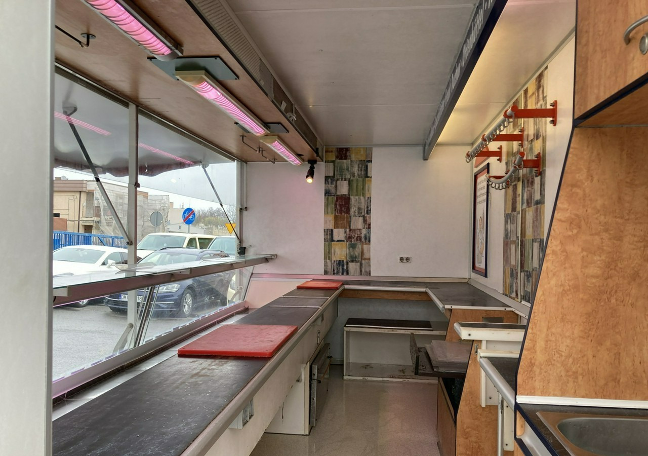 Inna Inny Autosklep wedlin Gastronomiczna food truck foodtruck sklep bar 2004 - Prekybinė priekaba: foto 5 Inna Inny Autosklep wedlin Gastronomiczna food truck foodtruck sklep bar 2004 - Prekybinė priekaba: foto 5